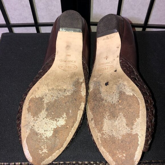 CIRCA JOAN & DAVID DARK BROWN FLATS 8M - Picture 2 of 3